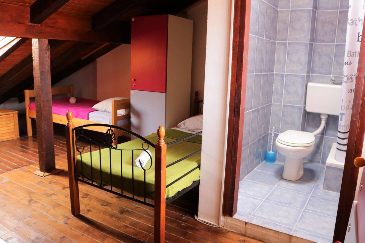 Hostel Alma 2 Poreč Zewnętrze zdjęcie